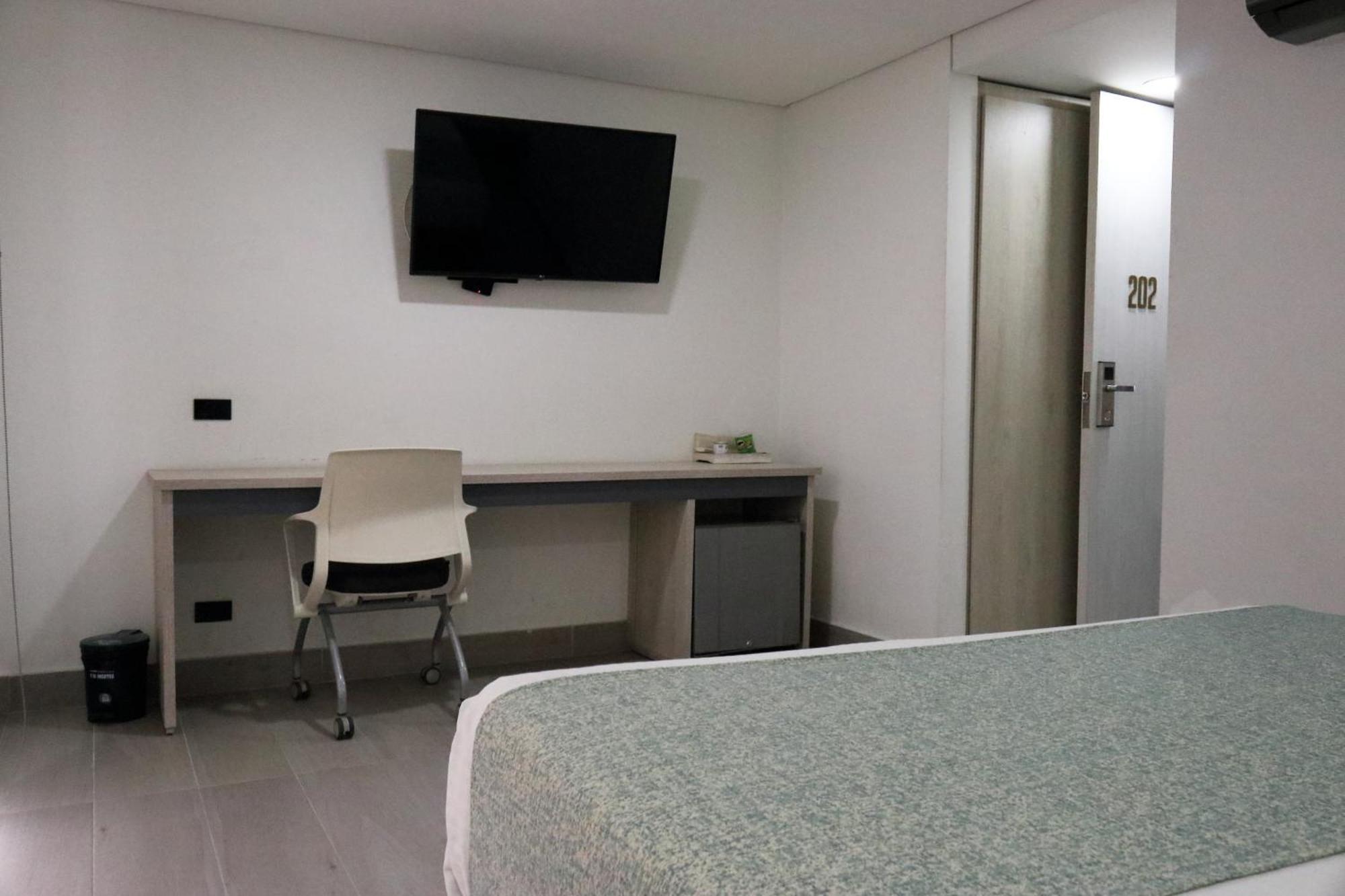 Hotel Loup เมเดยิน ภายนอก รูปภาพ