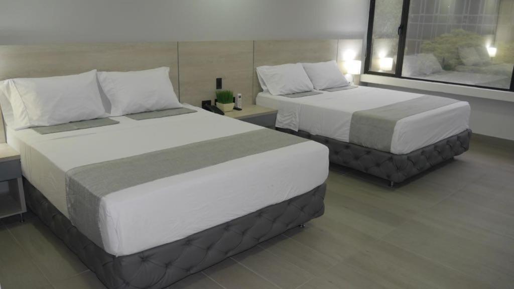 Hotel Loup เมเดยิน ภายนอก รูปภาพ