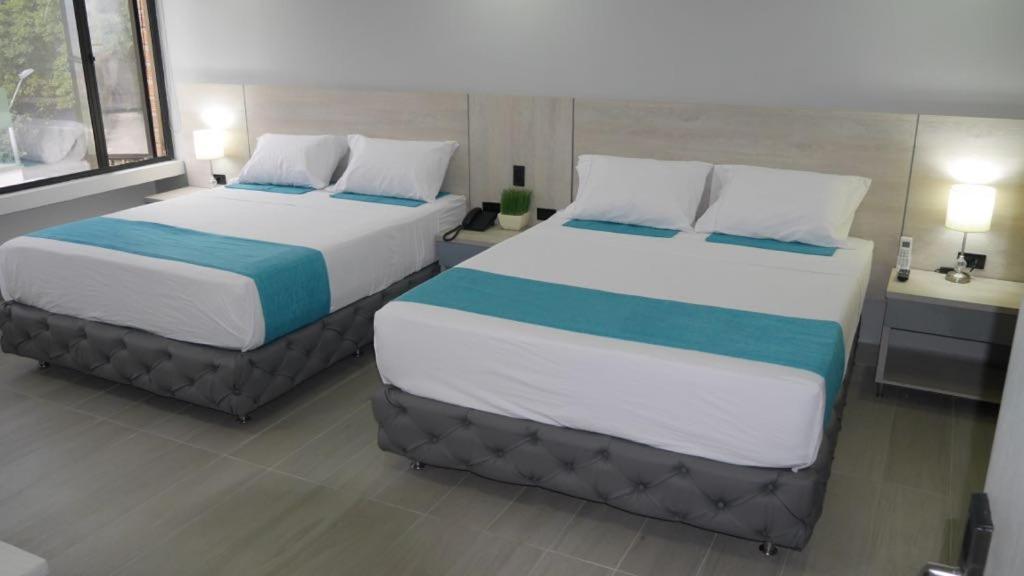 Hotel Loup เมเดยิน ภายนอก รูปภาพ