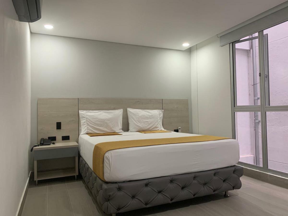 Hotel Loup เมเดยิน ภายนอก รูปภาพ